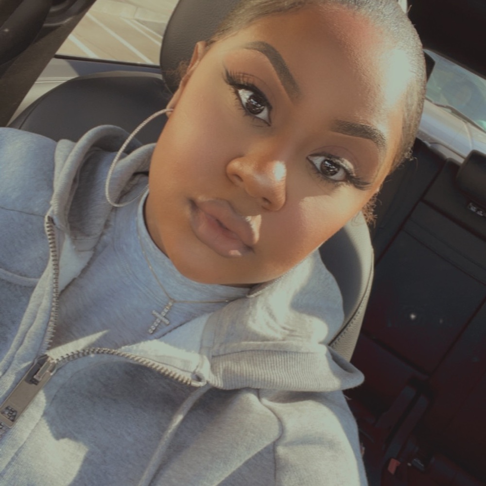 Meet your Posher, Raven